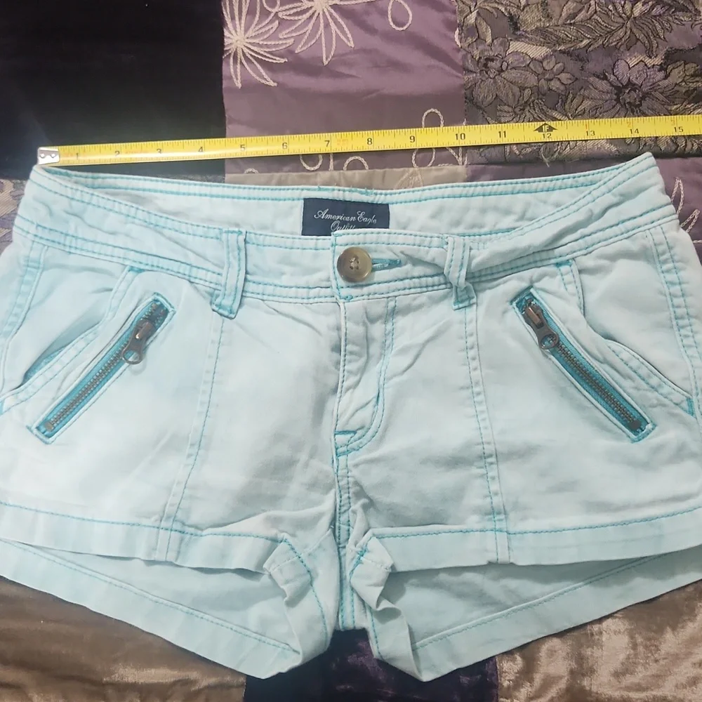 American Eagle Low Rise Distressed Fade Shorts - Picture 8 of 8